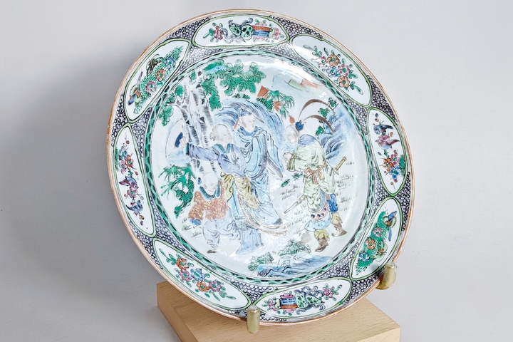 古玩陶瓷清咸豐·廣五彩細路虎溪三笑賞盤拍賣，當前價格5000元