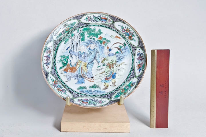 古玩陶瓷清咸豐·廣五彩細路虎溪三笑賞盤拍賣，當前價格5000元