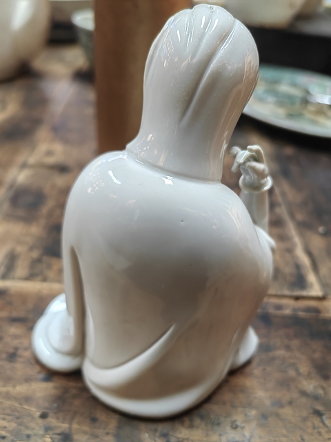 古玩陶瓷德化白瓷觀音造像拍賣，當前價格380元