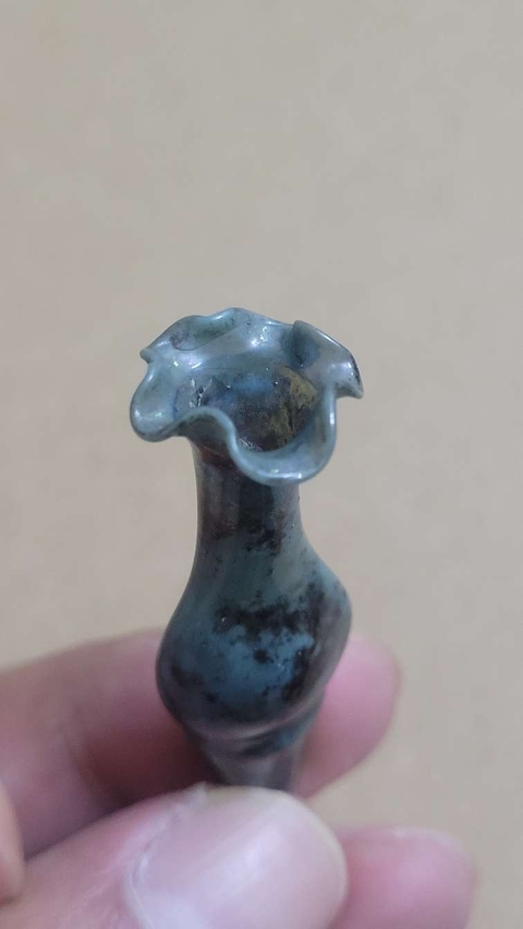 古玩陶瓷宋代琉璃花口瓶拍賣(mài)，當(dāng)前價(jià)格99元
