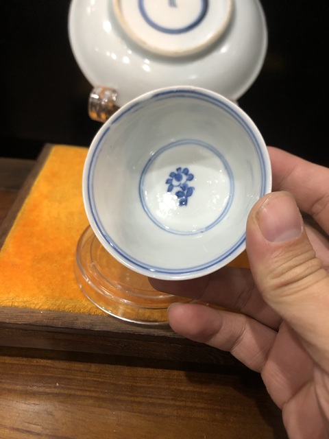 古玩陶瓷（精品杯碟）清-康熙-洞石花卉紋-青花杯碟套裝拍賣，當前價格1281元
