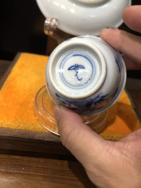 古玩陶瓷（精品杯碟）清-康熙-洞石花卉紋-青花杯碟套裝拍賣，當前價格1281元