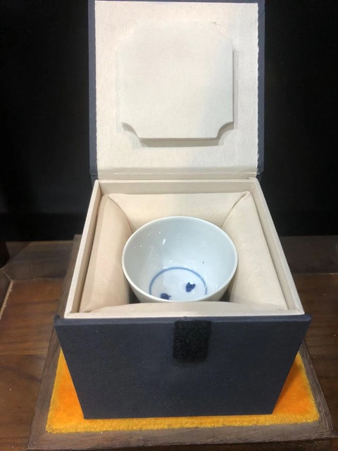 古玩陶瓷(精品花神杯)清·康熙·青花留白·花神杯拍賣,當前價格768元