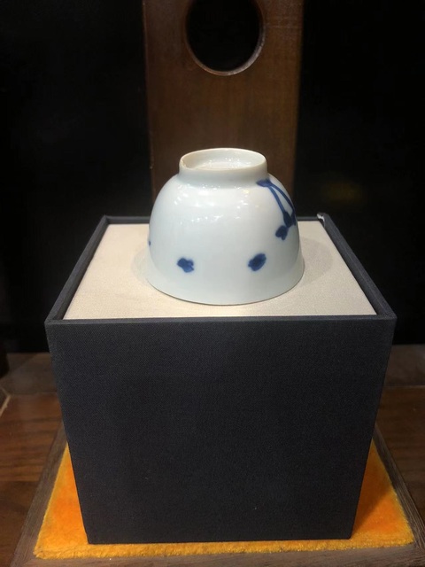 古玩陶瓷(精品花神杯)清·康熙·青花留白·花神杯拍賣,當前價格768元