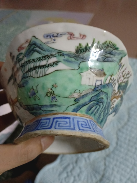 古玩陶瓷同治細路粉彩桃花源記圖海棠貢碗拍賣，當前價格988元