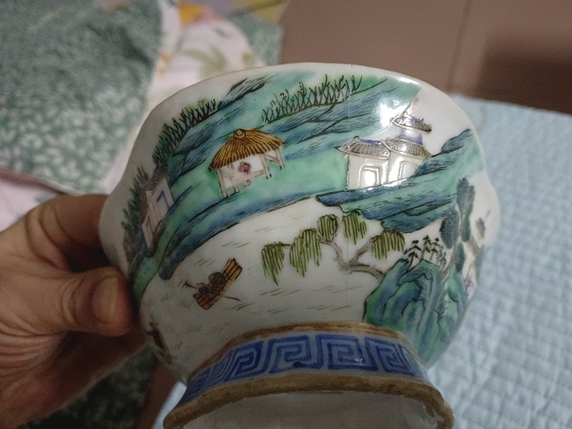 古玩陶瓷同治細路粉彩桃花源記圖海棠貢碗拍賣，當前價格988元