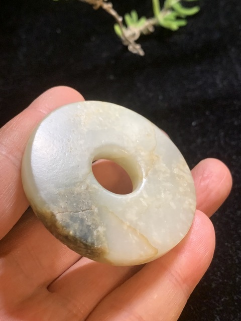 古玩玉器明代和田玉雕“素紋璧”拍賣，當前價格9500元