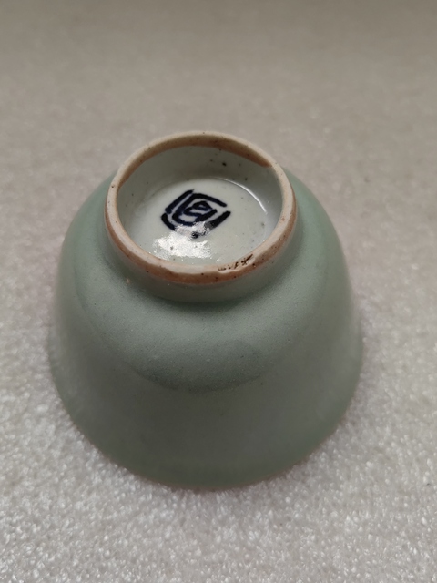 古玩陶瓷豆青釉仰鐘杯拍賣,當前價格550元