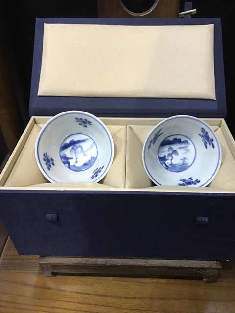 古玩陶瓷(精品品茗杯)清·康熙·訪友圖·青花品茗杯一對(duì)拍賣,當(dāng)前價(jià)格2097元
