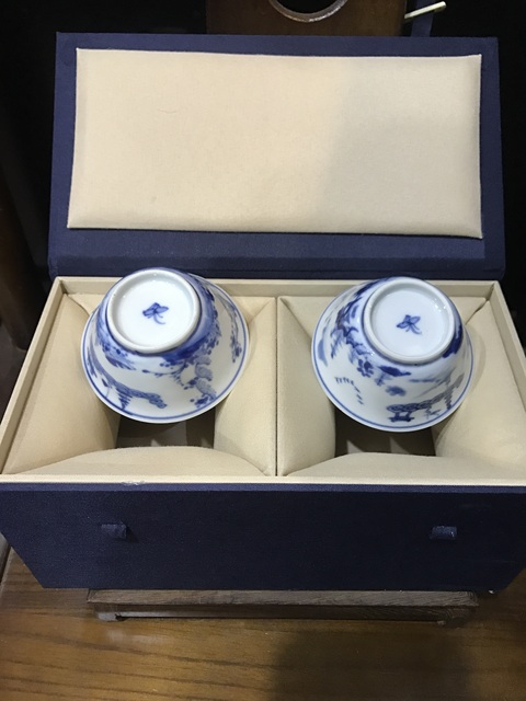 古玩陶瓷(精品品茗杯)清·康熙·訪友圖·青花品茗杯一對(duì)拍賣,當(dāng)前價(jià)格2097元
