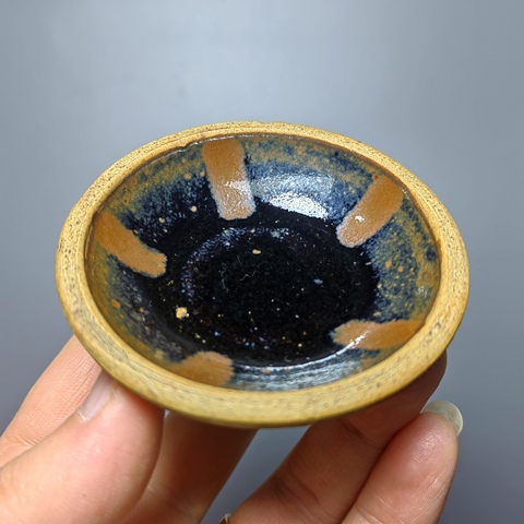 古玩陶瓷宋元·鐵銹斑茶盞拍賣,當前價格1000元