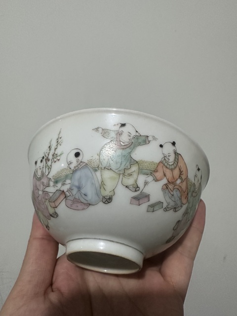 古玩陶瓷粉彩嬰戲圖茶碗拍賣,當(dāng)前價格2000元