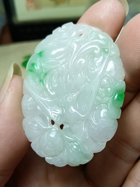 古玩玉器翡翠雕“鳳鳥(niǎo)紋佩”拍賣,當(dāng)前價(jià)格1680元