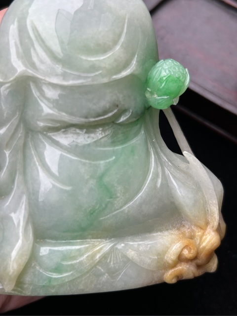 古玩玉器清代觀音翡翠雕件拍賣,當(dāng)前價(jià)格180000元
