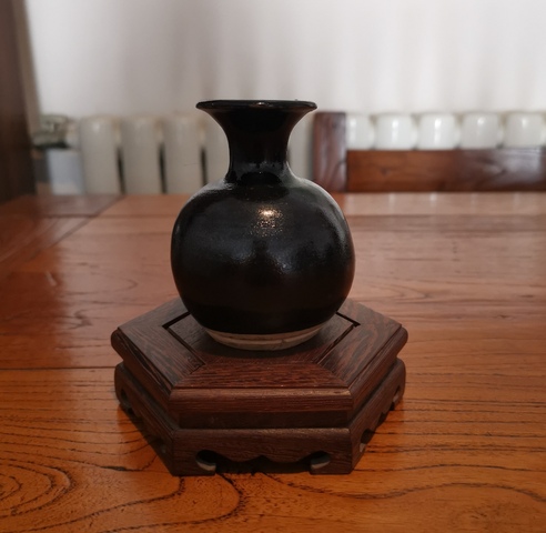 古玩陶瓷明黑釉撇口瓶拍賣,當前價格1288元