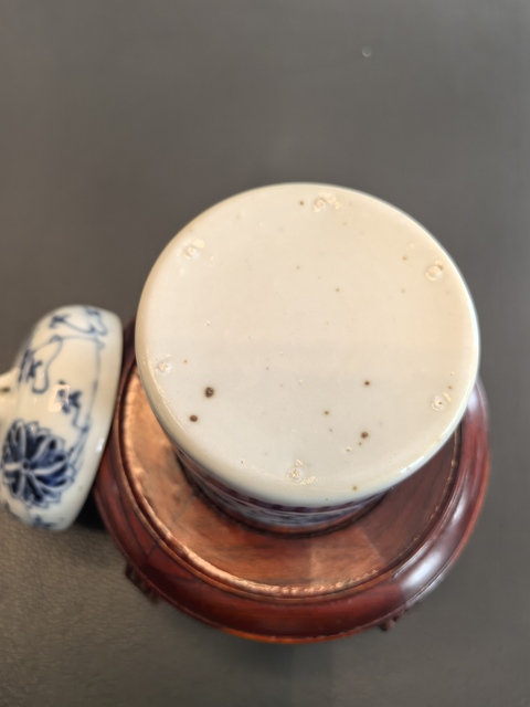 古玩陶瓷官窯畫(huà)片青花纏枝花卉溫酒壺拍賣(mài),當(dāng)前價(jià)格1800元