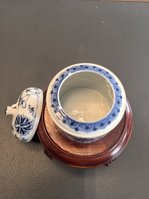 古玩陶瓷官窯畫(huà)片青花纏枝花卉溫酒壺拍賣(mài),當(dāng)前價(jià)格1800元