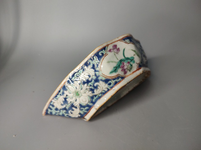 古玩陶瓷清同治粉彩角碗拍賣,當(dāng)前價(jià)格1818元