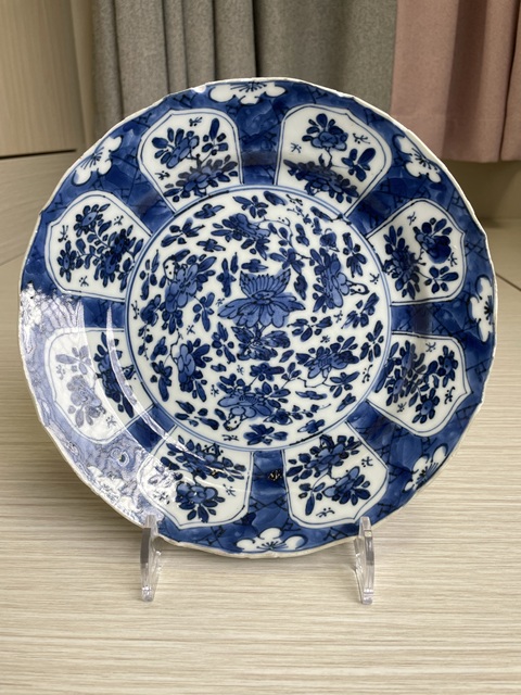 古玩陶瓷清康熙 青花開窗四季花卉紋花口盤拍賣,當前價格1100元