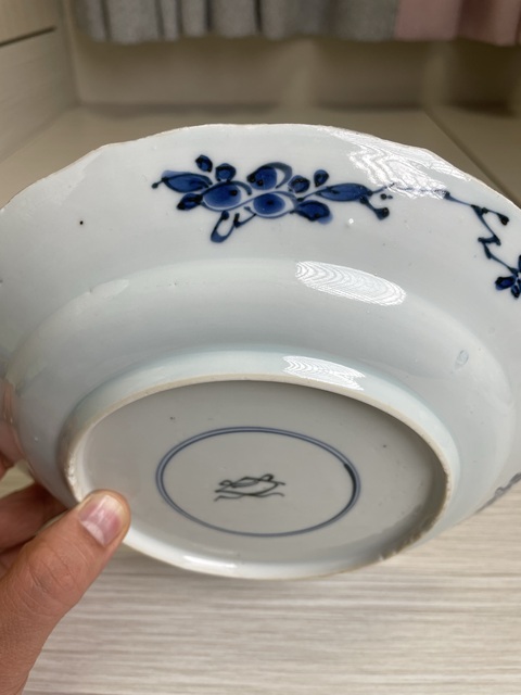 古玩陶瓷清康熙 青花開窗四季花卉紋花口盤拍賣,當前價格1100元