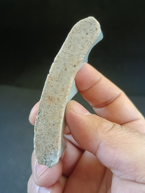 古玩陶瓷（全品）清中期豆青釉文房筆架山，文房器路份高尺寸：直徑7.8cm，高4.5cm拍賣，當前價格498元