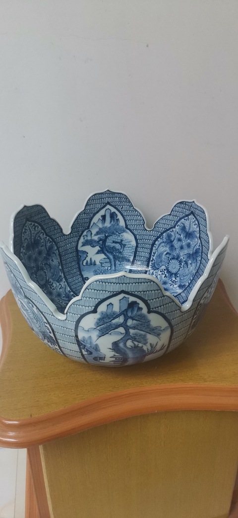 古玩陶瓷青花花口碗拍賣，當(dāng)前價(jià)格3600元