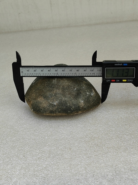 古玩玉器天然翡翠原石料拍賣，當前價格480元