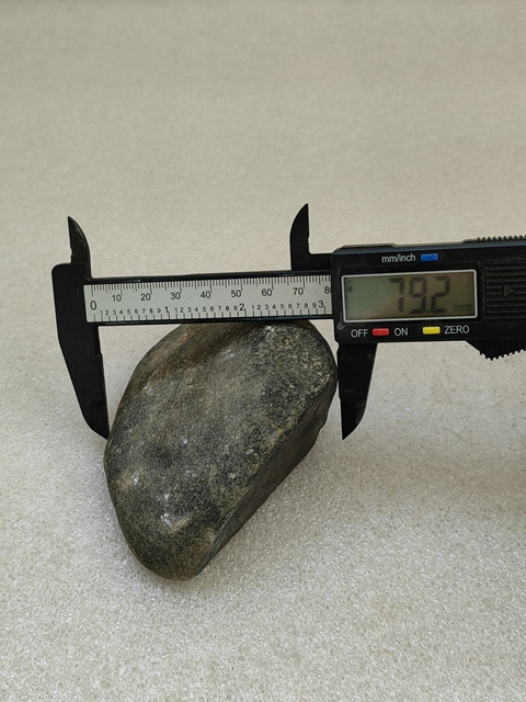 古玩玉器天然翡翠原石料拍賣，當前價格480元