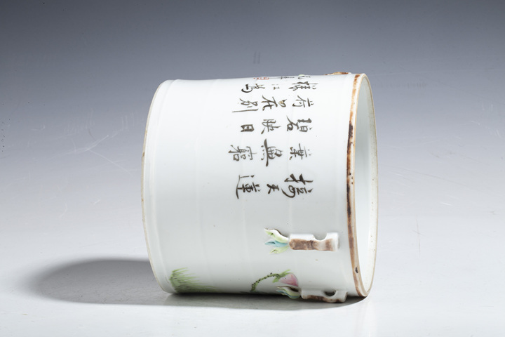古玩陶瓷晚清·淺絳彩一鷺蓮科紋四系罐拍賣,當前價格3680元