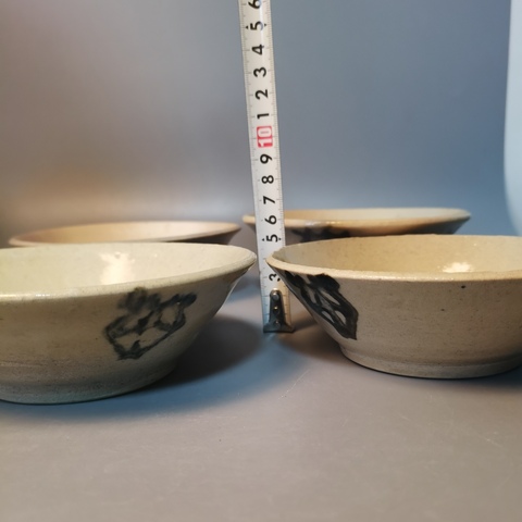 古玩陶瓷明龍泉米黃釉青花茶盞拍賣,當(dāng)前價(jià)格226元