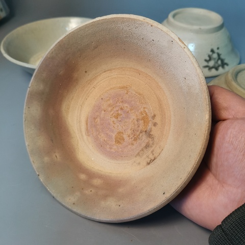 古玩陶瓷明龍泉米黃釉青花茶盞拍賣,當(dāng)前價(jià)格226元