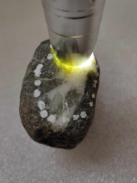 古玩玉器天然翡翠原石料拍賣,當(dāng)前價格298元