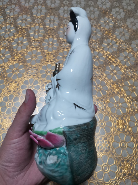 古玩陶瓷觀音塑像拍賣，當前價格650元