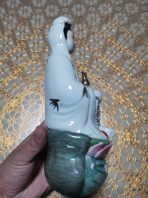 古玩陶瓷觀音塑像拍賣，當前價格650元