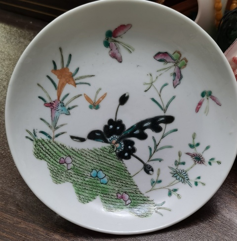 古玩陶瓷花蝶紋粉彩盤拍賣,當前價格288元