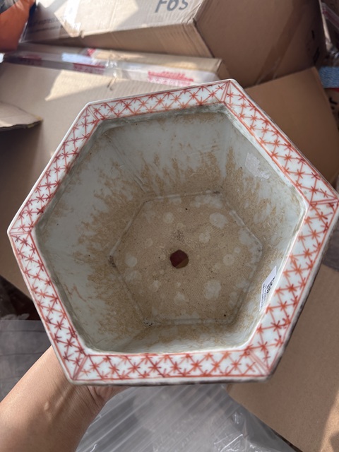 古玩陶瓷粉彩十二花神紋花盆拍賣,當前價格7000元