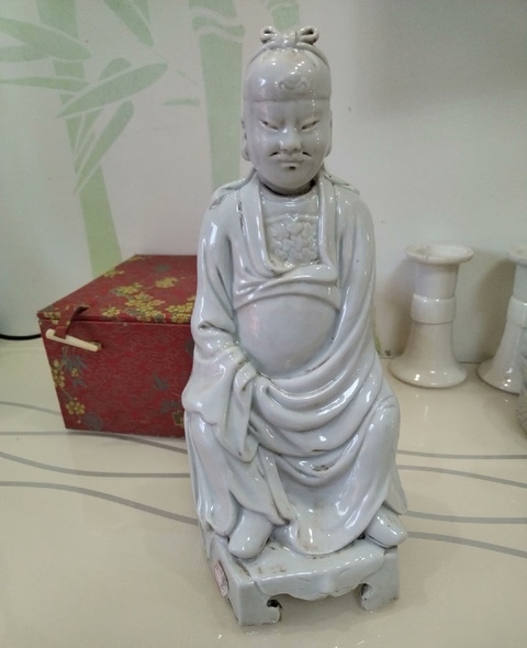 古玩陶瓷德化白瓷關(guān)公造像拍賣(mài),當(dāng)前價(jià)格1300元