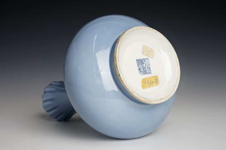 古玩陶瓷天藍釉蒜頭瓶拍賣，當前價格12888元