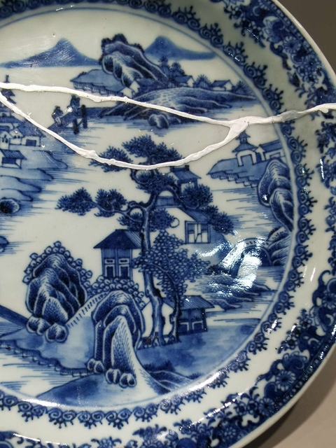 古玩陶瓷清乾隆細路山水紋青花溫盤拍賣,當前價格1588元