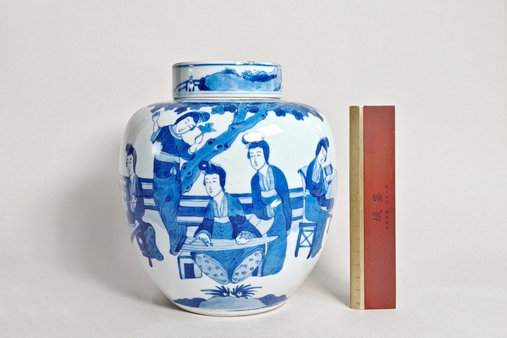 古玩陶瓷清晚期·青花琴棋書(shū)畫(huà)人物紋罐拍賣,當(dāng)前價(jià)格8888元
