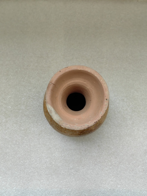 古玩陶瓷黃釉盤口瓶拍賣，當前價格980元