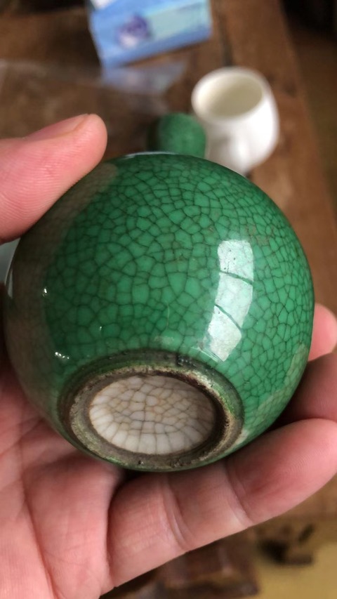 古玩陶瓷清中期綠哥釉天球瓶拍賣，當前價格8000元