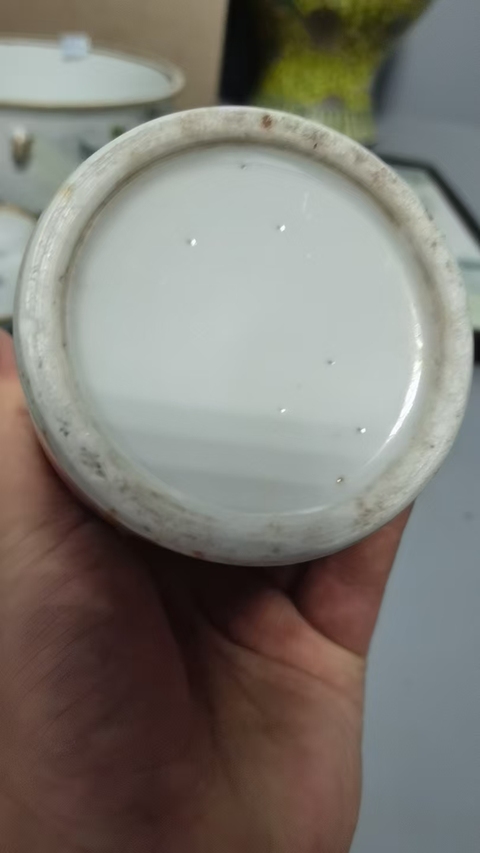 古玩陶瓷晚清礬紅竹子紋筆筒拍賣，當(dāng)前價格1800元