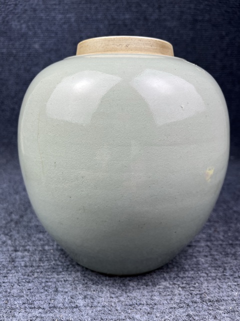 古玩陶瓷乾隆豆青釉罐子拍賣，當(dāng)前價(jià)格4988元
