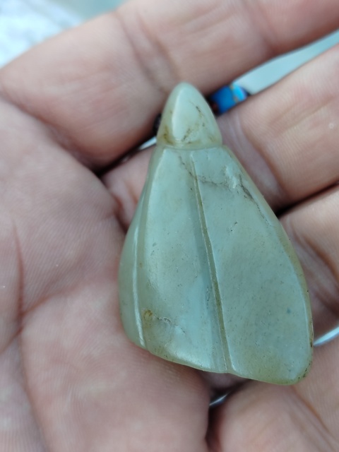 古玩玉器清代新疆和田玉籽料雕“蓮蓬”掛件拍賣,當前價格4999元