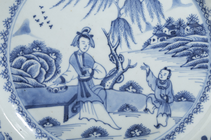 古玩陶瓷清早·青花仕女教子圖折沿盤拍賣，當前價格4000元