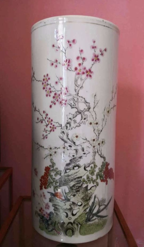 古玩陶瓷花卉紋帽筒拍賣,當(dāng)前價格16800元