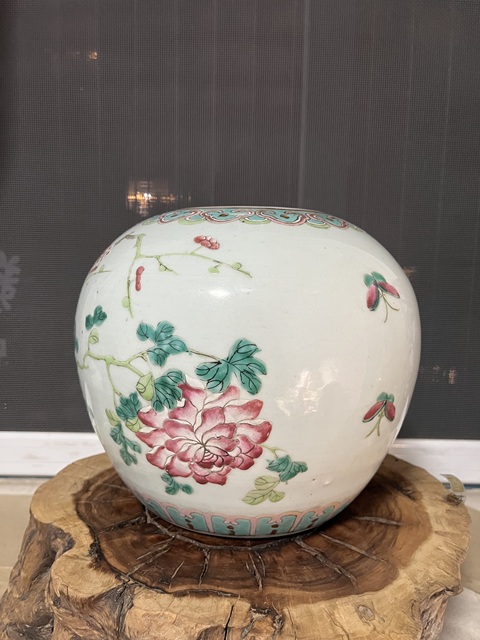 古玩陶瓷粉彩孔雀花卉紋西瓜罐拍賣,當前價格6666元