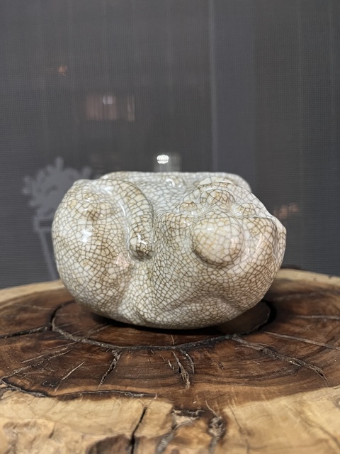 古玩陶瓷晚清哥釉獅子鎮紙拍賣，當前價格1200元