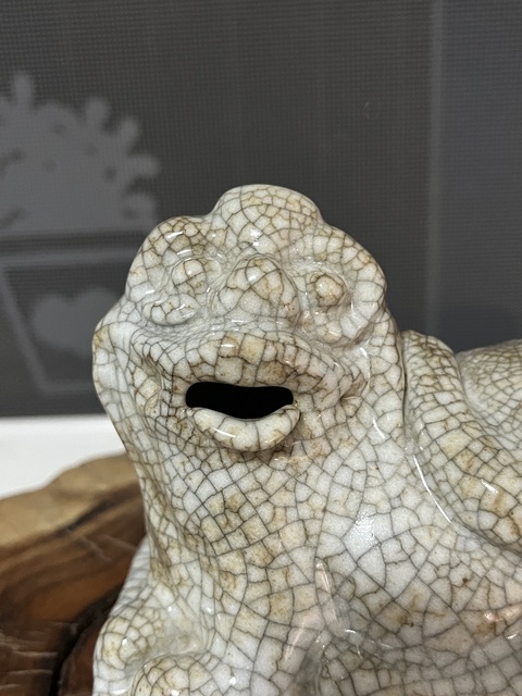 古玩陶瓷晚清哥釉獅子鎮紙拍賣，當前價格1200元